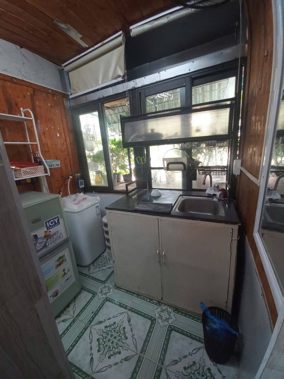 Cho thuê căn họ TT Thanh Nhàn 1 ngủ, 4.5 triệu - Ảnh 1